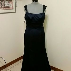 Alfred Angelo Navy size 12 bridesmaid dress